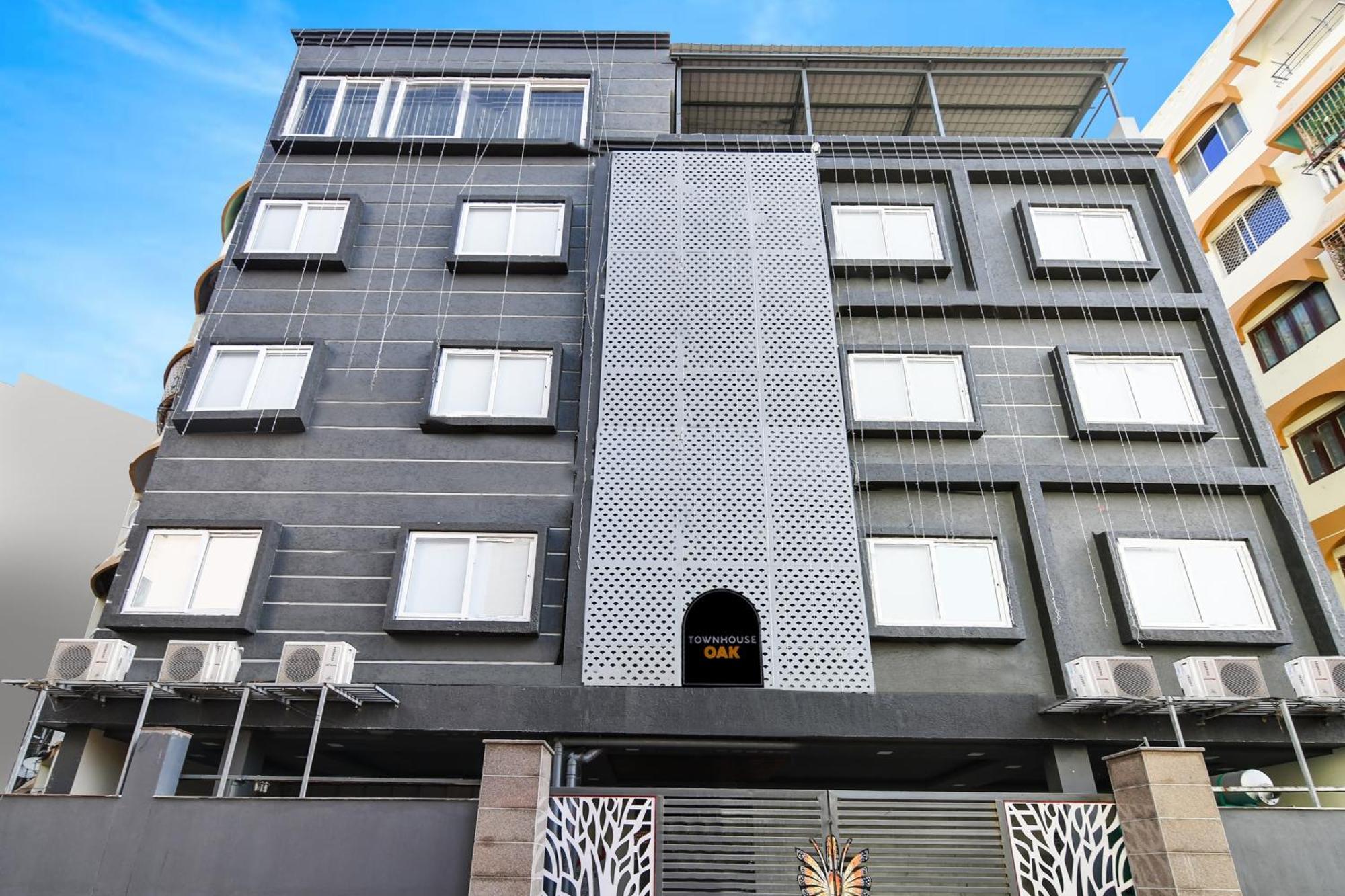 Super Townhouse Oak Sayhallo Ecstasy Bhubaneswar Exterior photo