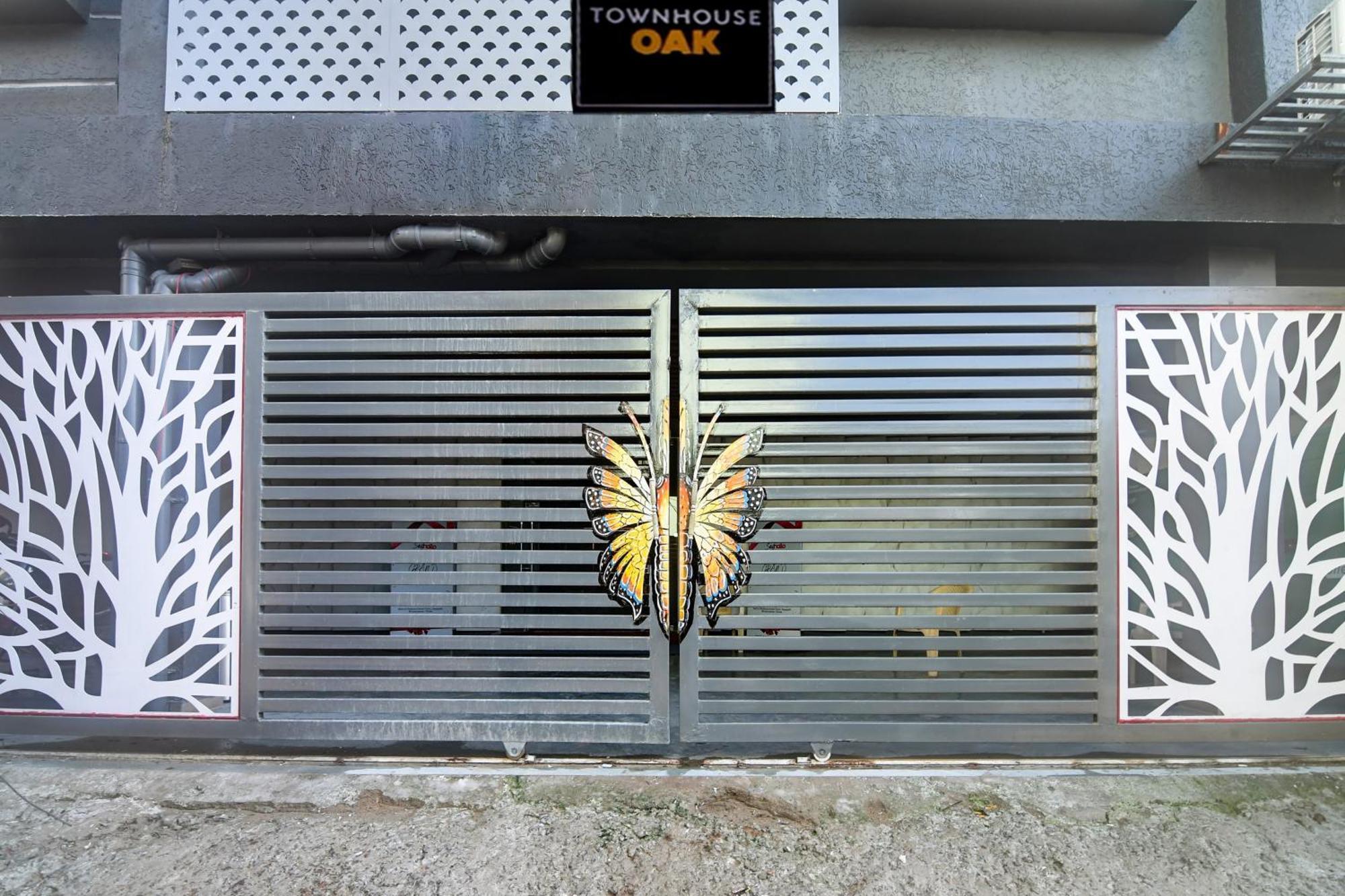 Super Townhouse Oak Sayhallo Ecstasy Bhubaneswar Exterior photo