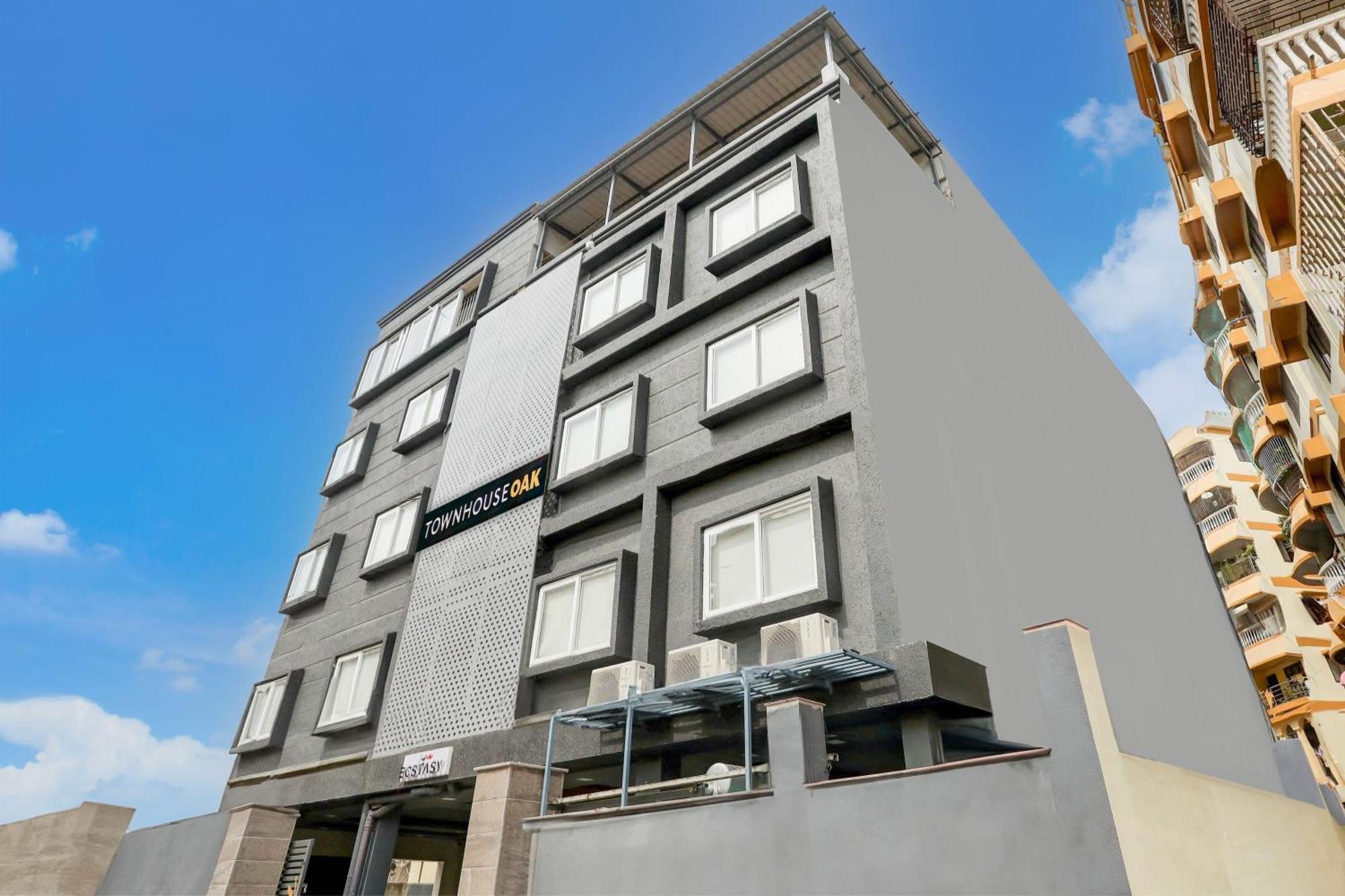 Super Townhouse Oak Sayhallo Ecstasy Bhubaneswar Exterior photo